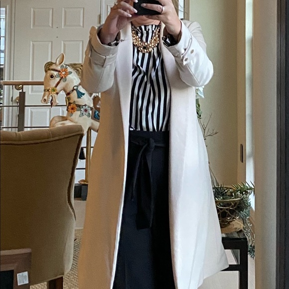 Meet your Posher, Lauren - Picture 8 of 8